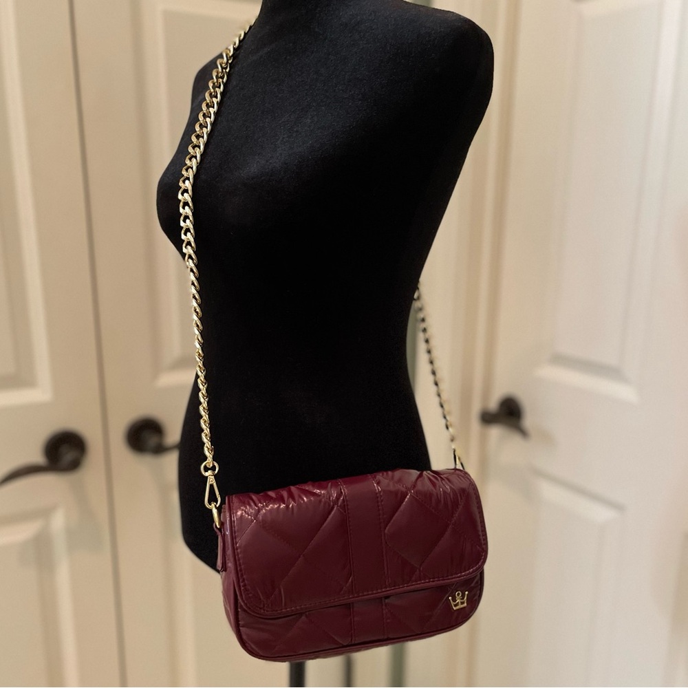 NEW W/OUT TAGS Oliver Thomas Quilted Burgundy Crossbody with Gold Chain
